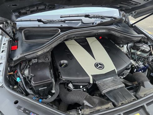 Used 2012 Mercedes-Benz ML 350 BlueTEC 4MATIC image 35