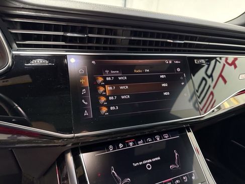 Used 2019 Audi Q8 Prestige w/ Adaptive Chassis Package image 30