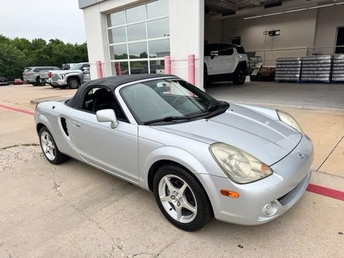 Used 2003 Toyota MR2 RWD image 14
