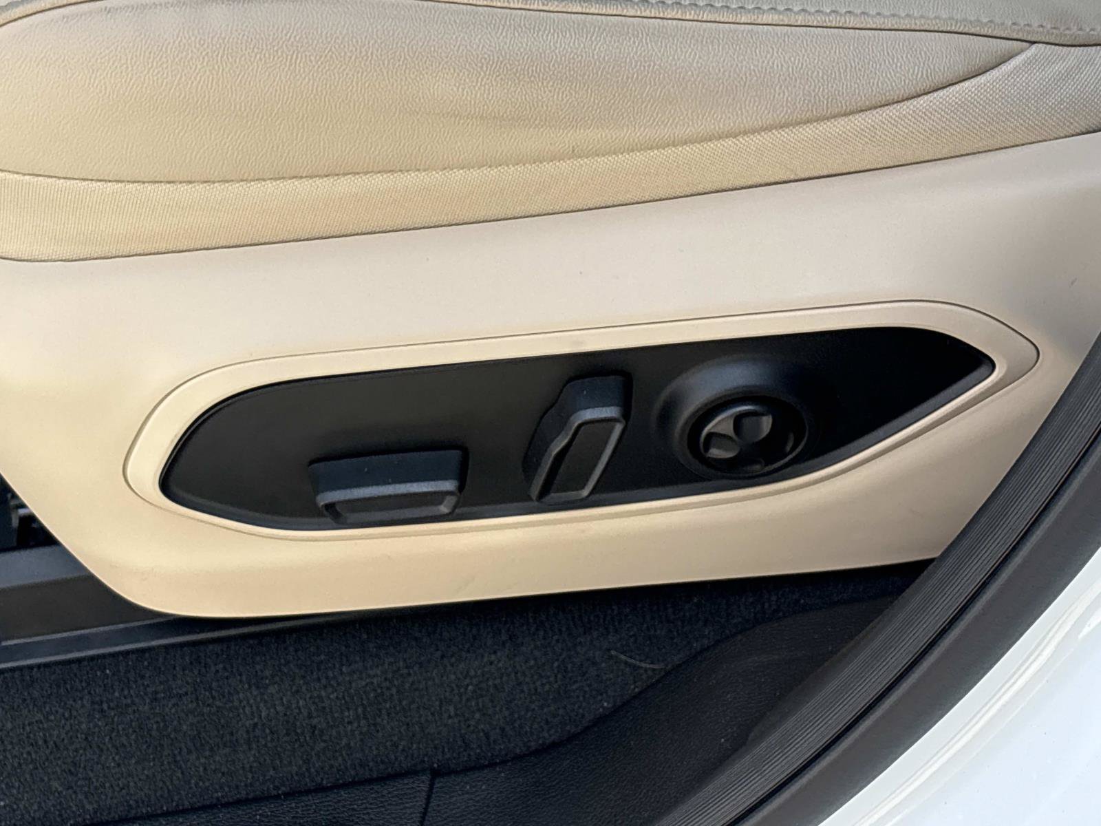 New 2027 Jeep Grand Cherokee Limited RWD image 18