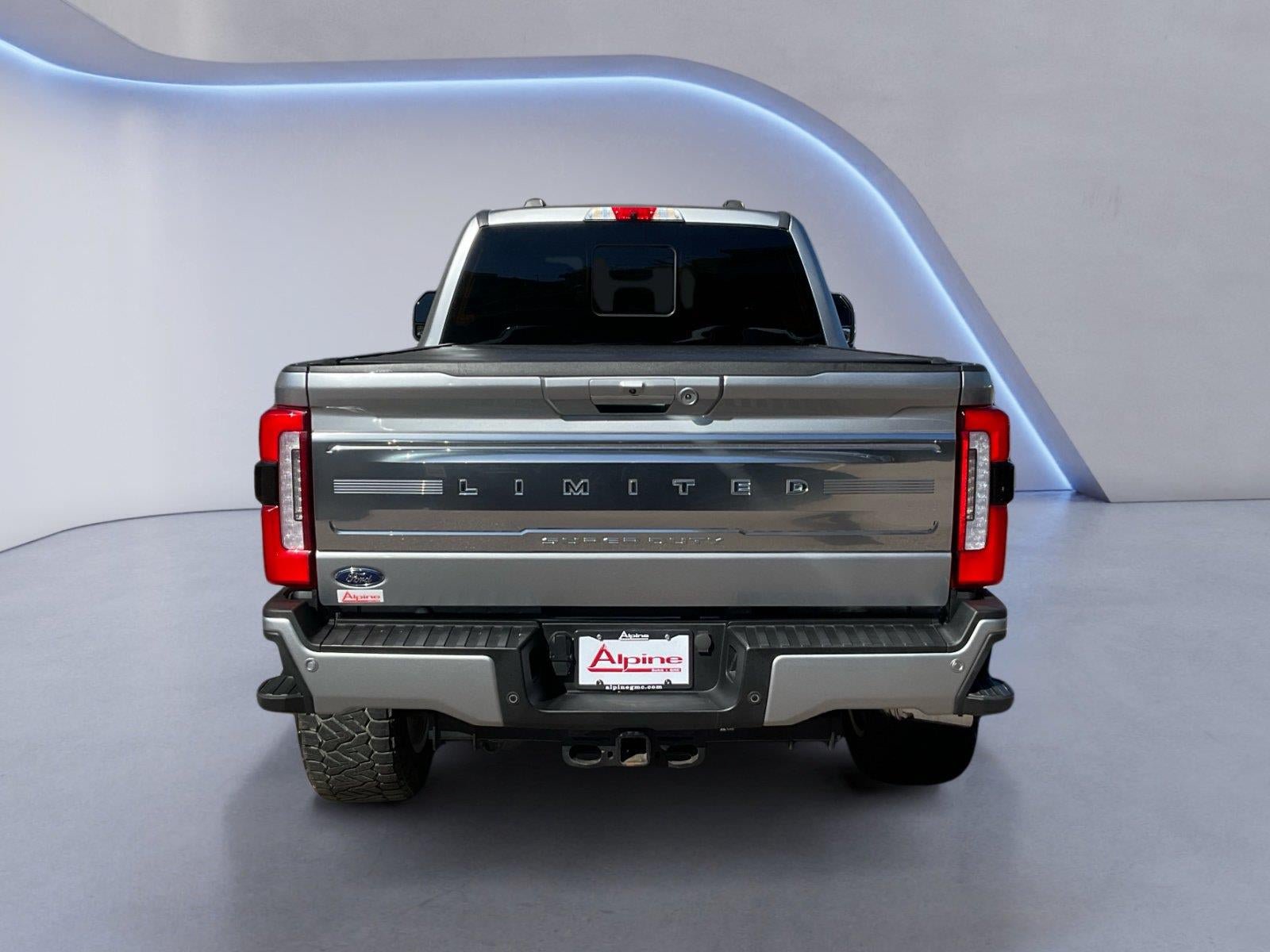 Used 2024 Ford F350 Limited AWD/4WD image 4