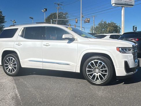 Certified 2022 GMC Acadia Denali w/ Denali Ultimate Package image 9