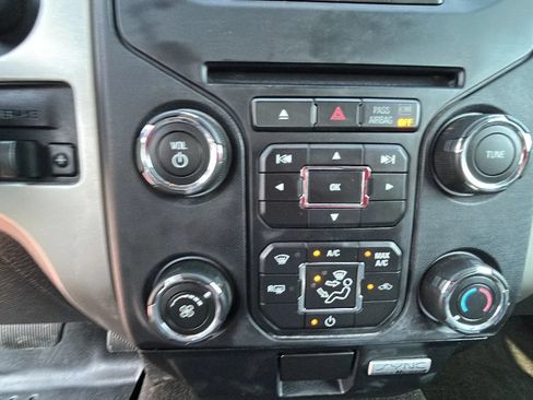 Used 2014 Ford F150 XLT w/ Equipment Group 302A Luxury AWD/4WD image 21
