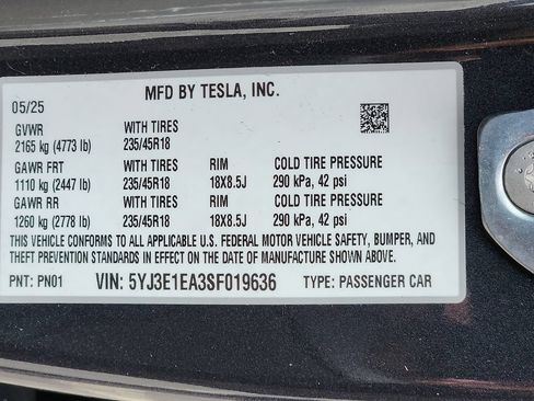 Used 2025 Tesla Model 3 Long Range RWD image 27