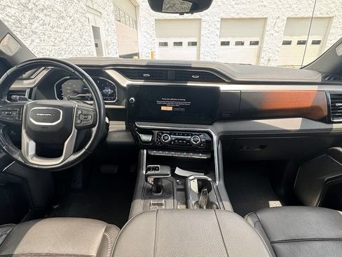Used 2024 GMC Sierra 1500 Denali AWD/4WD image 12