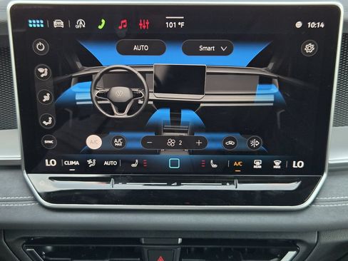 New 2026 Volkswagen Tiguan SE R-Line FWD image 14