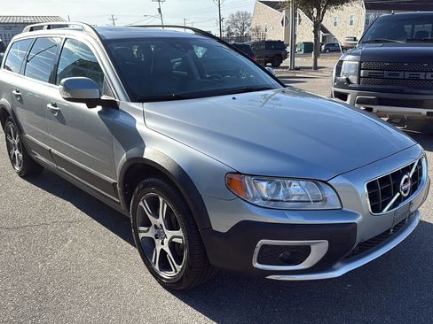 Used 2013 Volvo XC70 T6 image 5