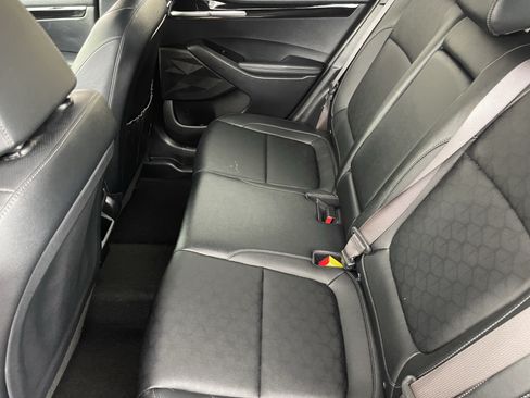 Certified 2024 Kia Seltos EX FWD image 16