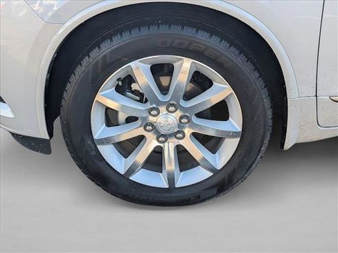 Used 2017 Buick Enclave Premium w/ Experience Buick Package image 9