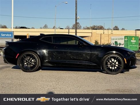 Certified 2024 Chevrolet Camaro LT w/ RS Package image 5