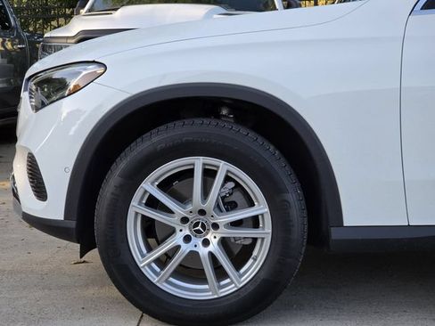 Used 2025 Mercedes-Benz GLC 300 image 7