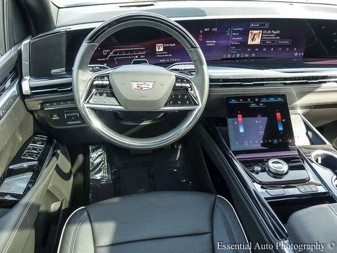 Used 2025 Cadillac Escalade Sport image 17