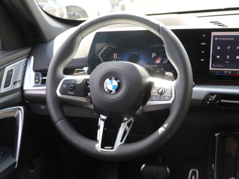 Used 2025 BMW X1 xDrive28i w/ Technology Package AWD/4WD image 30