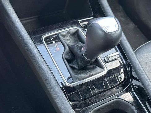 Used 2022 Jeep Compass Limited image 24