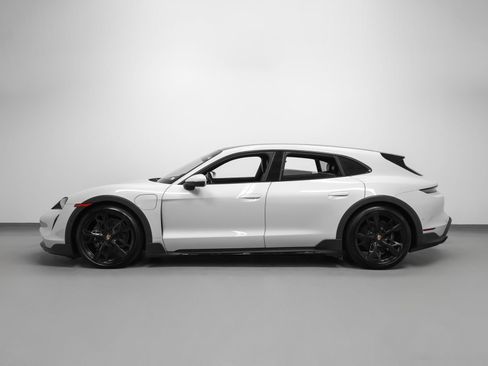 Certified 2023 Porsche Taycan 4 Cross Turismo AWD/4WD image 2