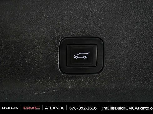 Used 2025 Chevrolet Tahoe LT AWD/4WD image 32