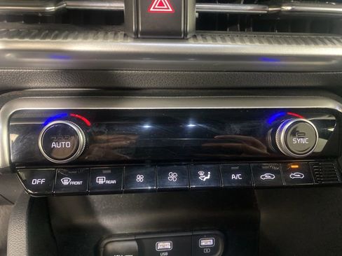 Used 2023 Kia K5 GT-Line image 5