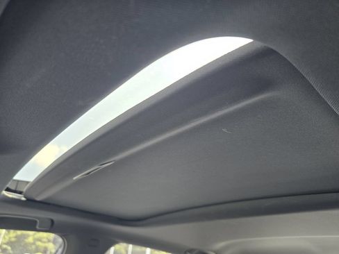 Used 2025 Honda Civic Sport image 25