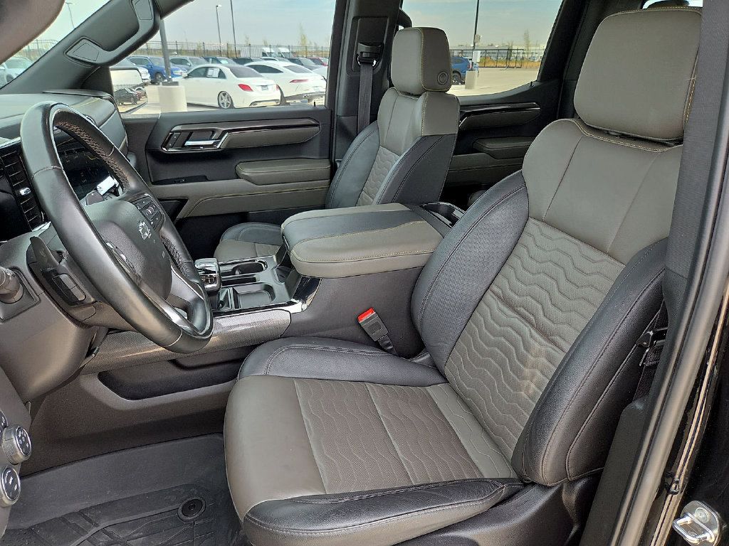 Used 2024 Chevrolet Silverado 1500 ZR2 AWD/4WD image 16