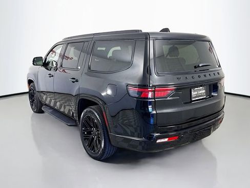 Used 2024 Jeep Wagoneer Series II image 5