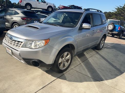 Used 2013 Subaru Forester 2.5XT Premium image 3
