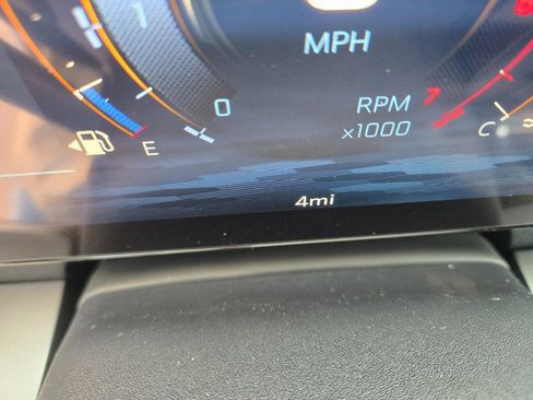 New 2026 Chevrolet Traverse LT w/ Sun and Wheel Package image 13