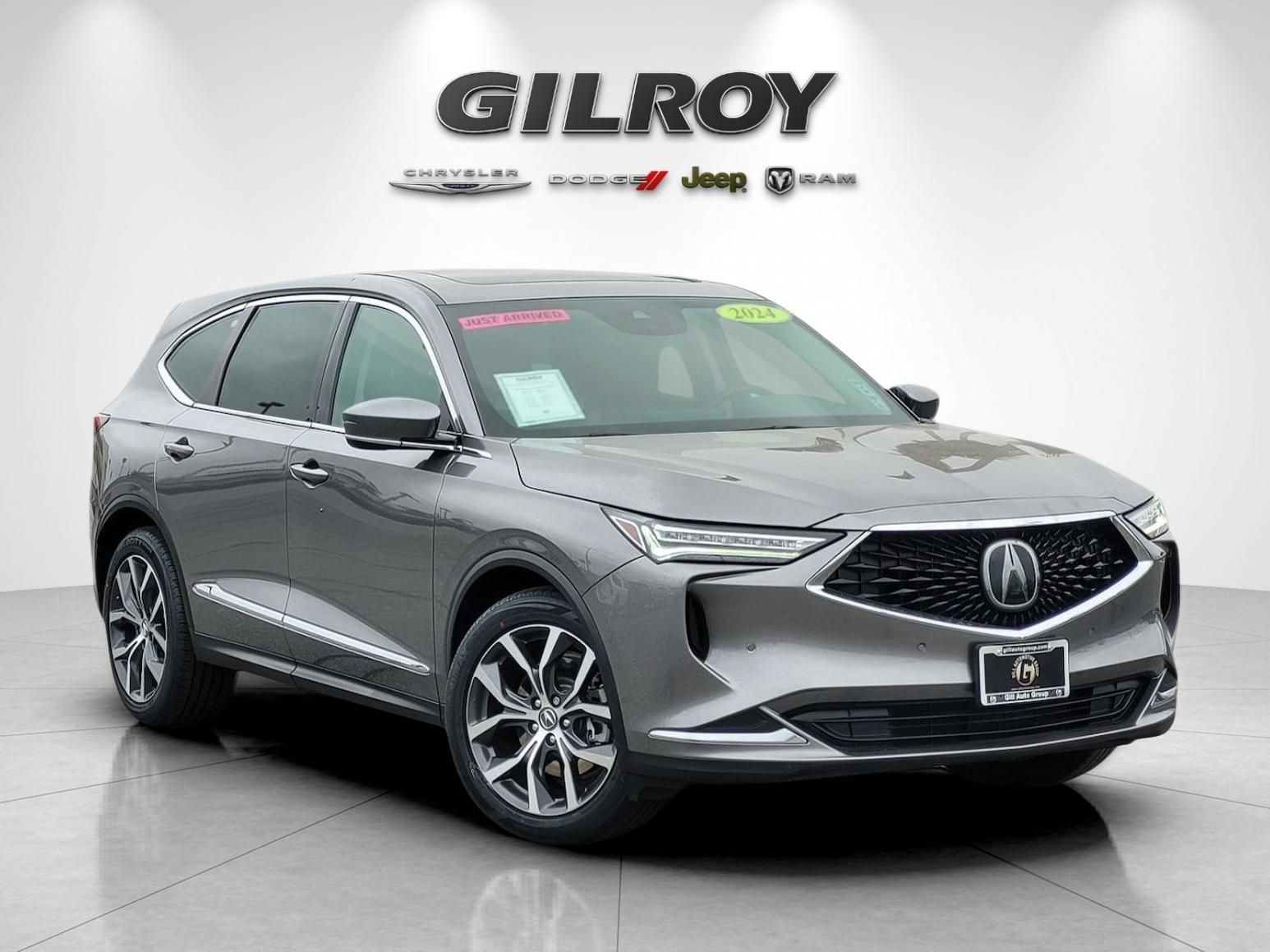 Used 2024 Acura MDX w/ Technology Package AWD/4WD image 2