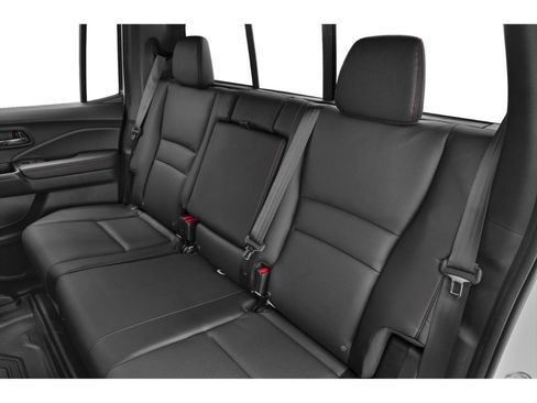 Used 2025 Honda Ridgeline Black Edition image 8