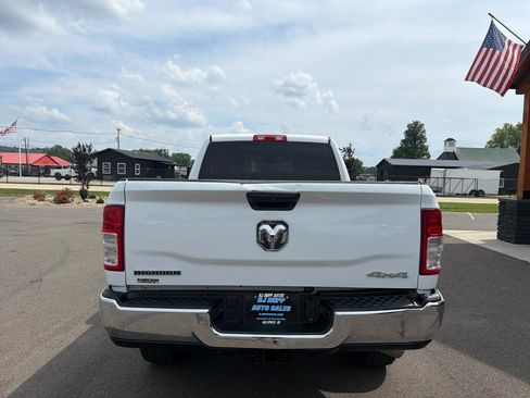 Used 2024 RAM 2500 Big Horn w/ Off Road Package AWD/4WD image 5
