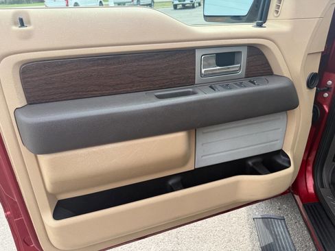 Used 2013 Ford F150 Lariat w/ Mid Equipment Group image 18