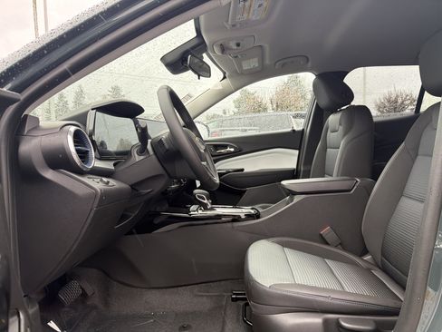 New 2026 Chevrolet Trax LT w/ Driver Confidence Package image 10