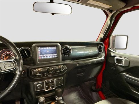 Used 2020 Jeep Wrangler Unlimited Sport image 24