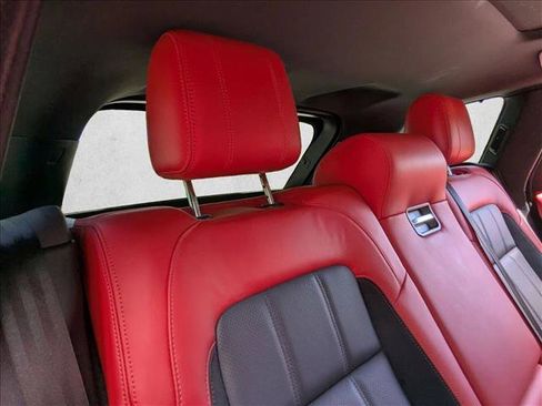 Used 2019 Land Rover Range Rover Sport HST image 18