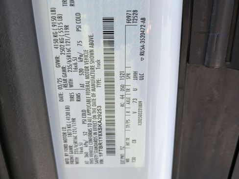 Used 2025 Ford Transit 250 Low Roof w/ Exterior Upgrade Package RWD image 30