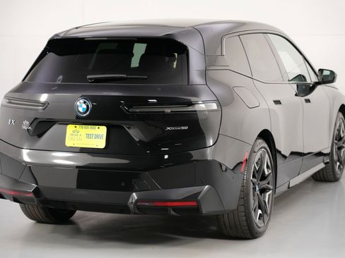 Used 2022 BMW iX xDrive50 w/ Sport Package image 53