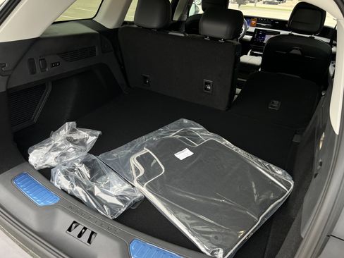 New 2025 Lincoln Nautilus Premier image 35