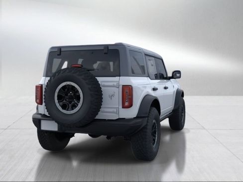 New 2026 Ford Bronco Badlands image 8