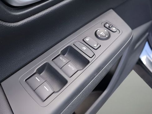 Used 2024 Honda CR-V EX image 10