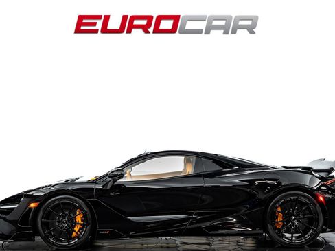 Used 2022 McLaren 765LT RWD image 3