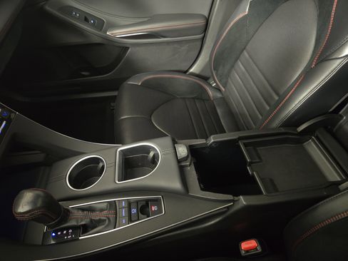 Used 2020 Toyota Avalon TRD image 29
