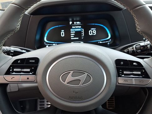 Certified 2025 Hyundai Elantra Sport FWD image 18