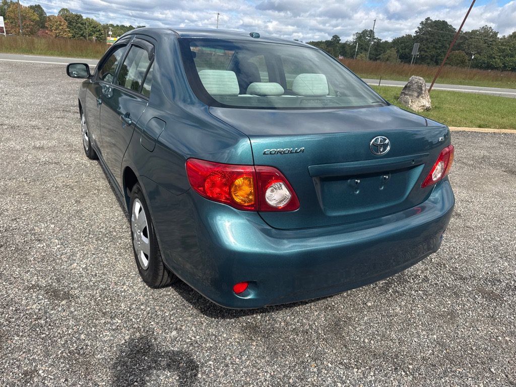 Used 2010 Toyota Corolla LE FWD image 9