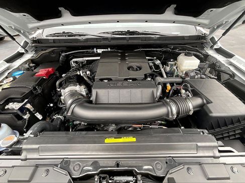 New 2026 Nissan Frontier PRO-4X w/ Pro-4x Convenience Package image 11