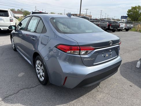 Used 2023 Toyota Corolla LE w/ Carpet Mat Package (TMS) FWD image 5