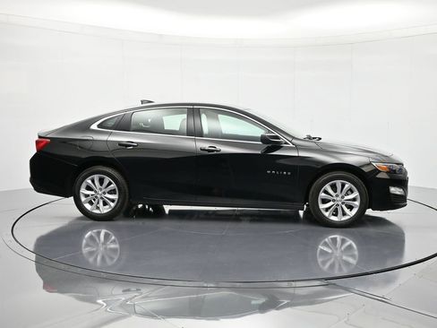 Used 2025 Chevrolet Malibu LT image 5
