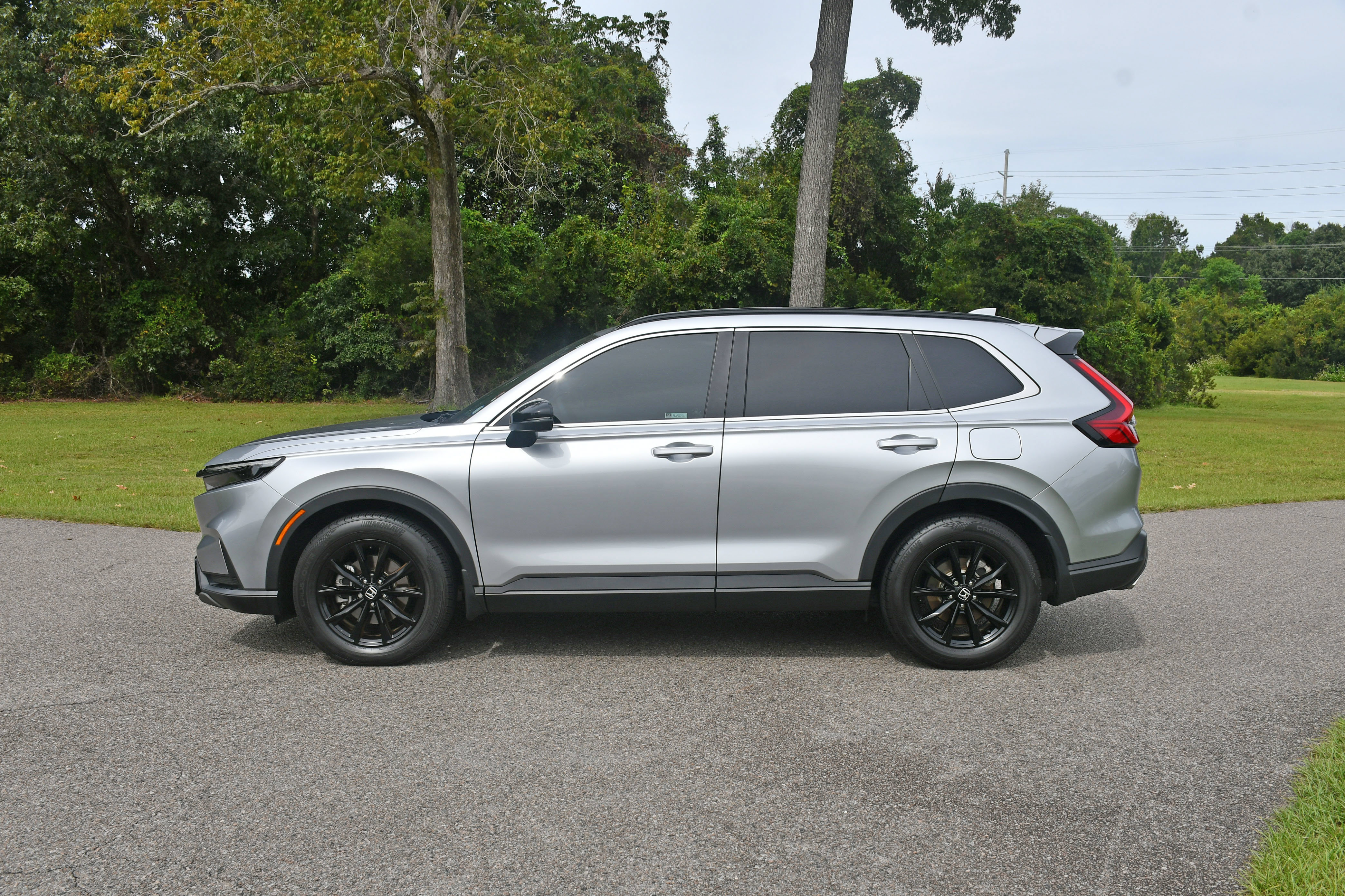 Used 2024 Honda CR-V Sport image 2
