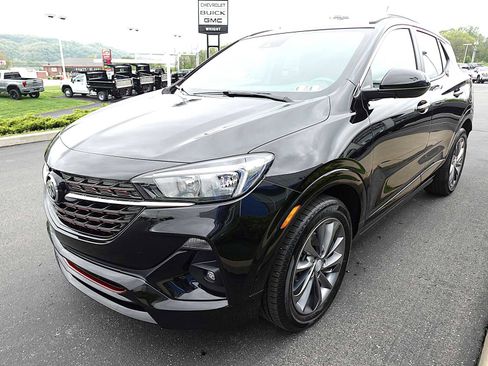 Used 2023 Buick Encore GX Select w/ Sport Touring Package FWD image 7