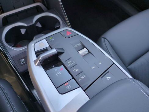 Used 2025 BMW X2 xDrive28i w/ Convenience Package image 33