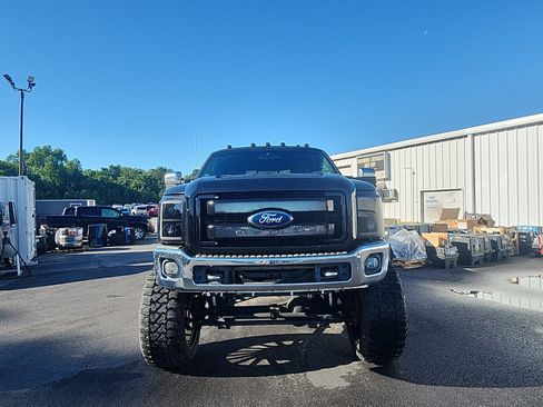 Used 2011 Ford F250 Lariat w/ Lariat Ultimate Pkg AWD/4WD image 8