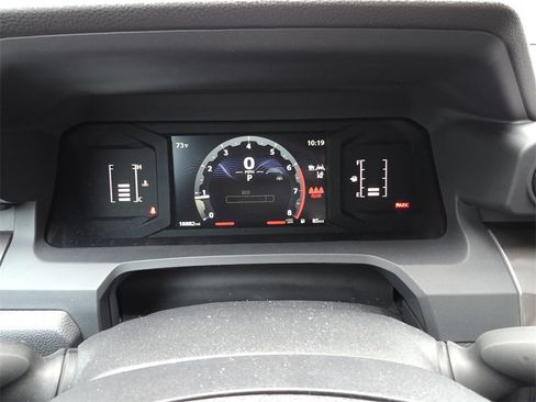 Used 2024 Toyota Tacoma SR5 image 31